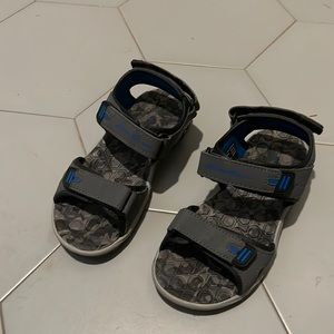 Eddie Bauer kids sandals